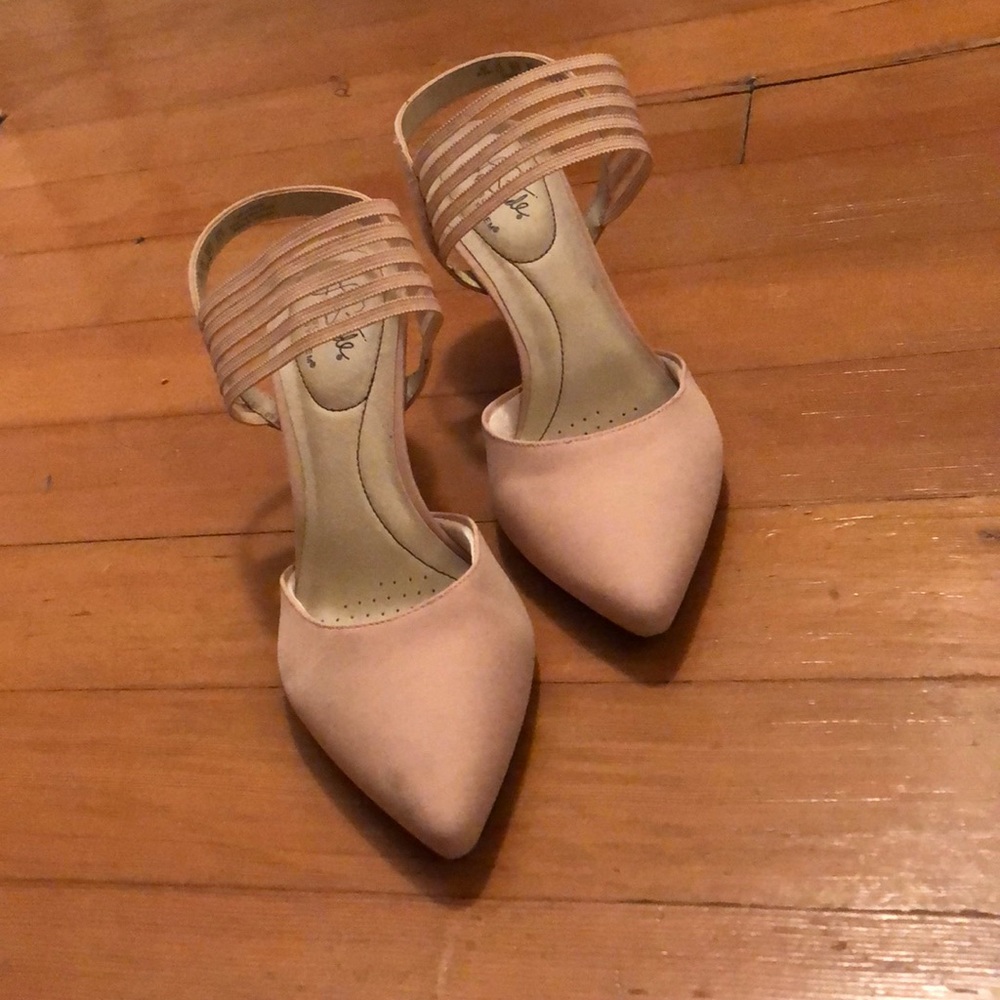 Woman’s shoes